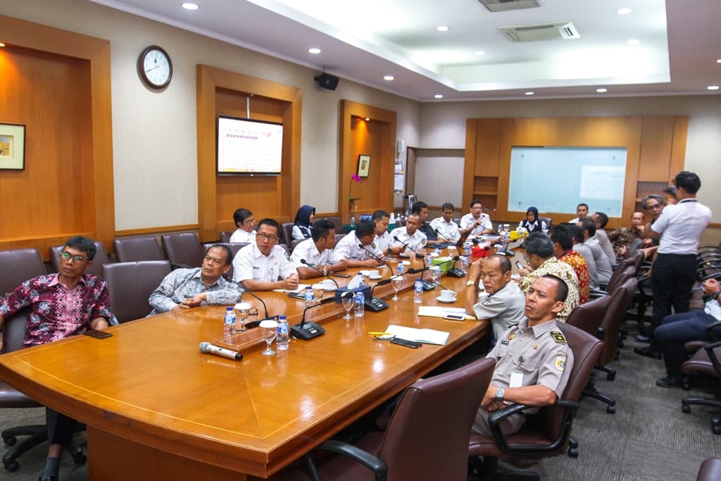 Kunjungan Kepala Kantor ATR/BPN di Wilayah Daop 3 Cirebon ke Kantor Pusat KAI
