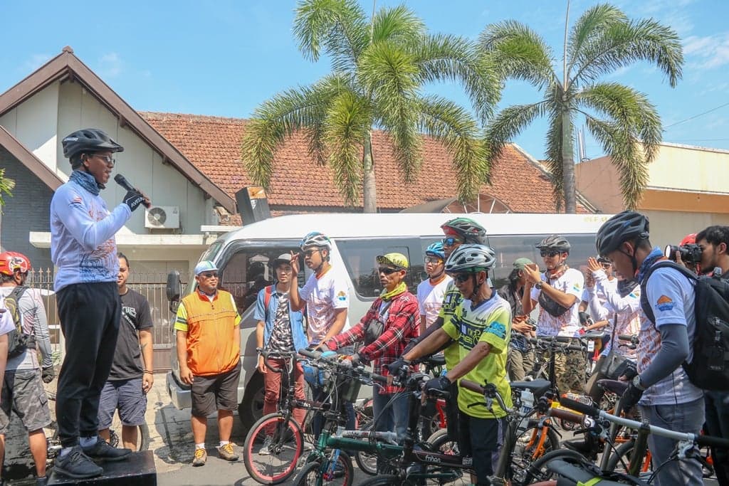 Bersepeda Bersama Sambil Mengenal KA Galunggung