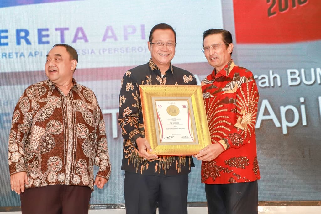 Dirut KAI Raih Penghargaan di Ajang Anugerah Indonesia Maju 2018-2019