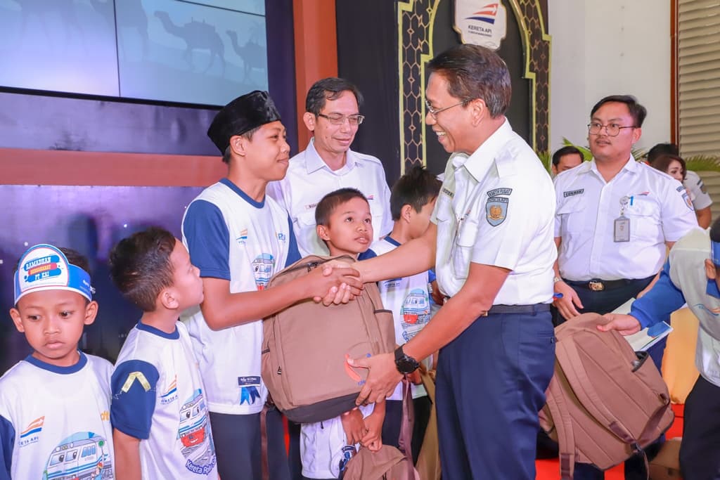 KAI Berbagi Kebaikan di Bulan Ramadhan
