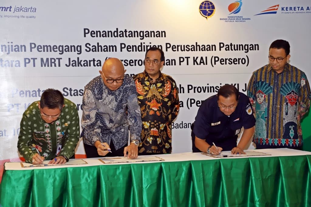 KAI, Pemprov DKI Jakarta, dan MRT Tandatangani Perjanjian Kerja Sama