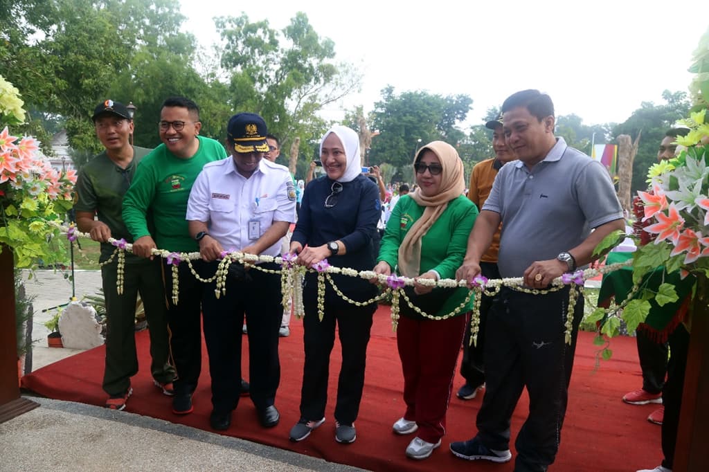 Memukau, Lahan KAI Disulap Menjadi Taman Lokomotif