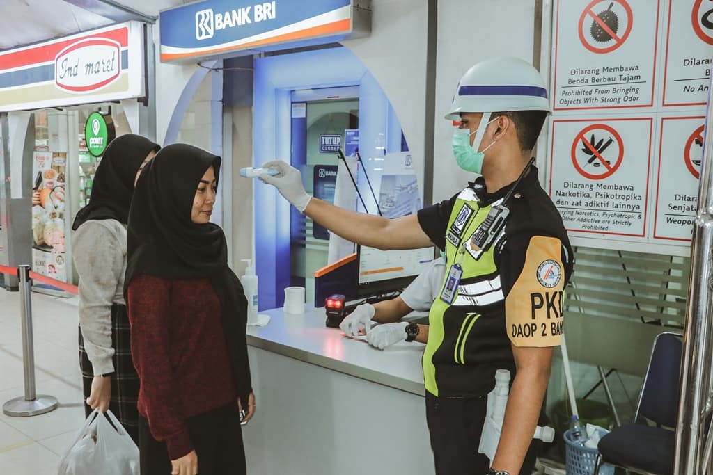 Tekan Penyebaran Corona Virus, KAI Wajibkan Penumpang Pakai Masker