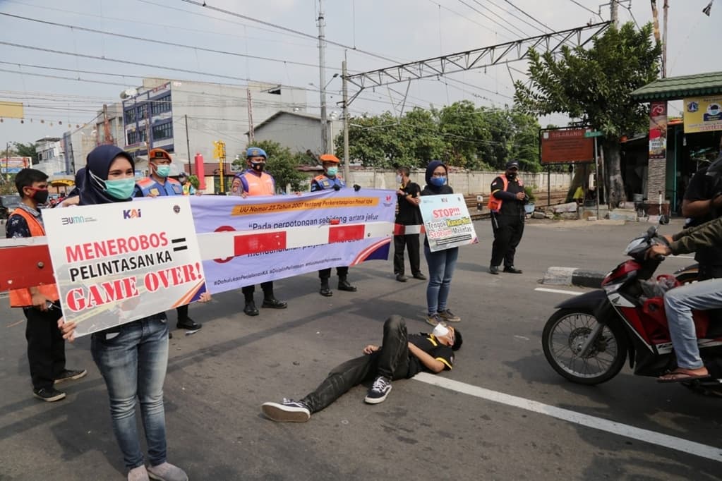 KAI Sosialisasikan Keselamatan di Perlintasan Sebidang secara Serentak
