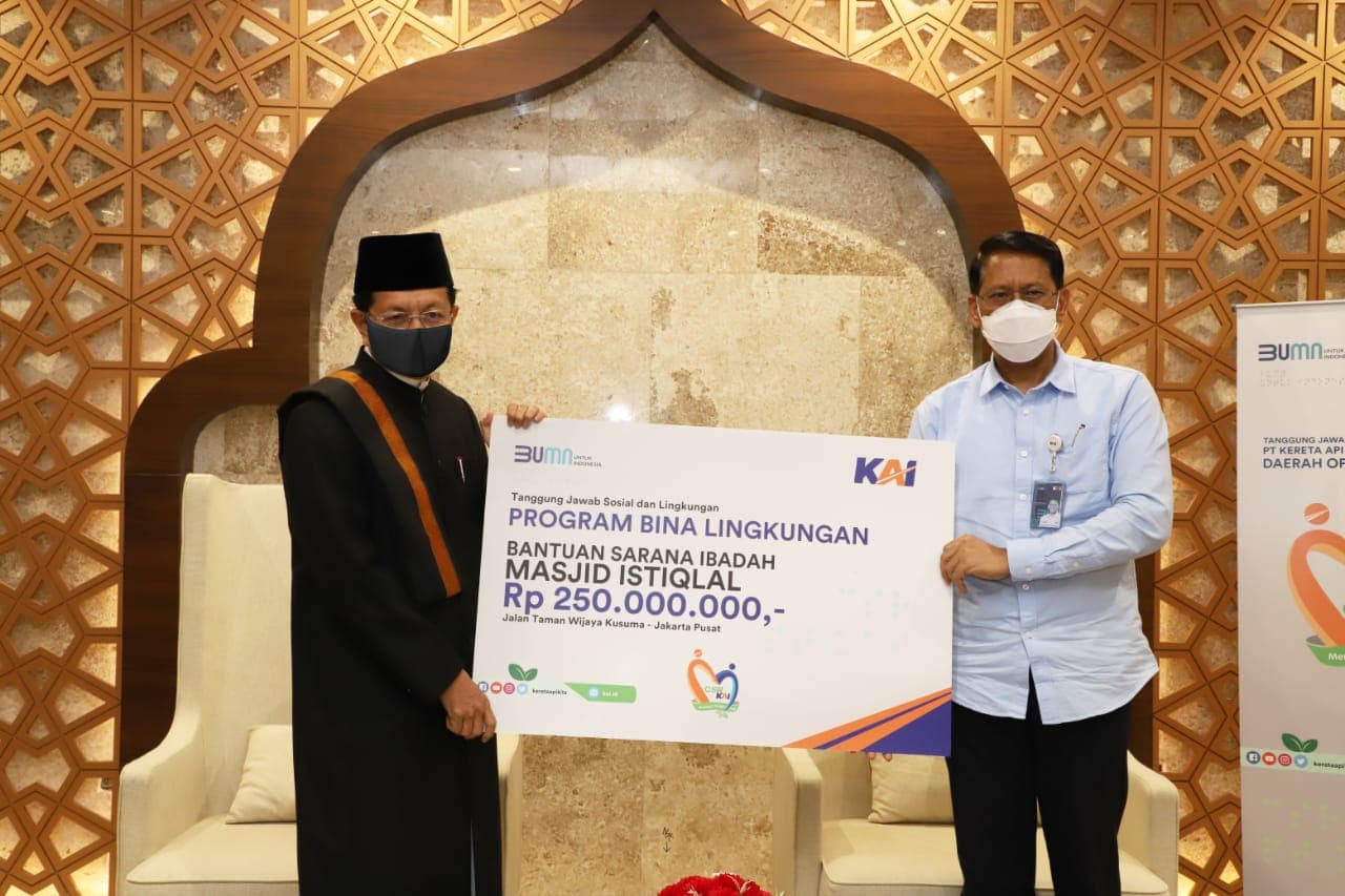 KAI Berikan Bantuan untuk Masjid Istiqlal Senilai Rp250 juta