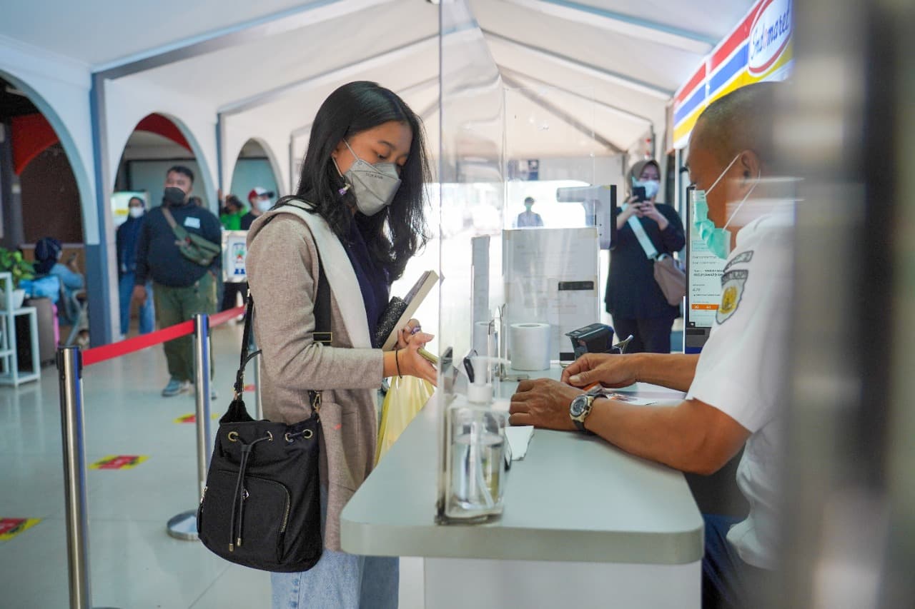 Mulai 18 Mei 2022, Pelanggan KA Jarak Jauh yang Telah Vaksin Kedua Tak Perlu Screening Covid-19