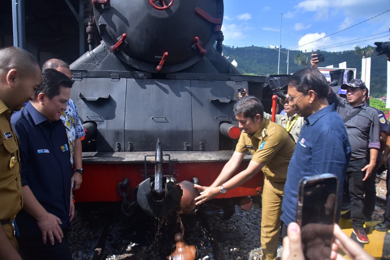 KA Wisata Mak Itam Kembali Beroperasi Atas Sinergi BUMN
