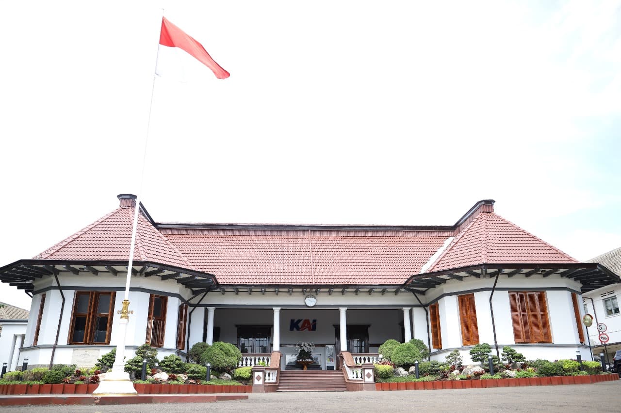 HAKORDIA: Komitmen KAI dalam Memerangi Korupsi