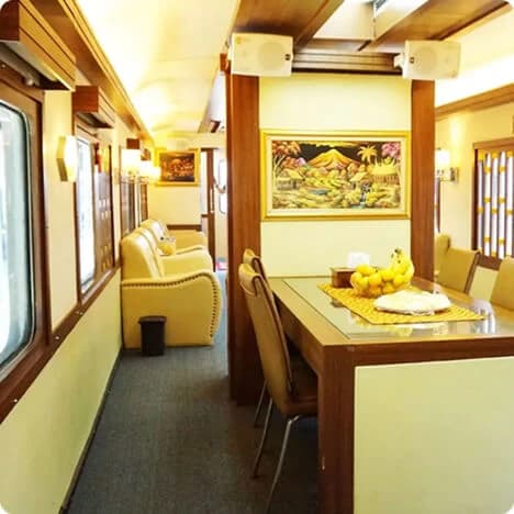 Interior Eksklusif Bertema