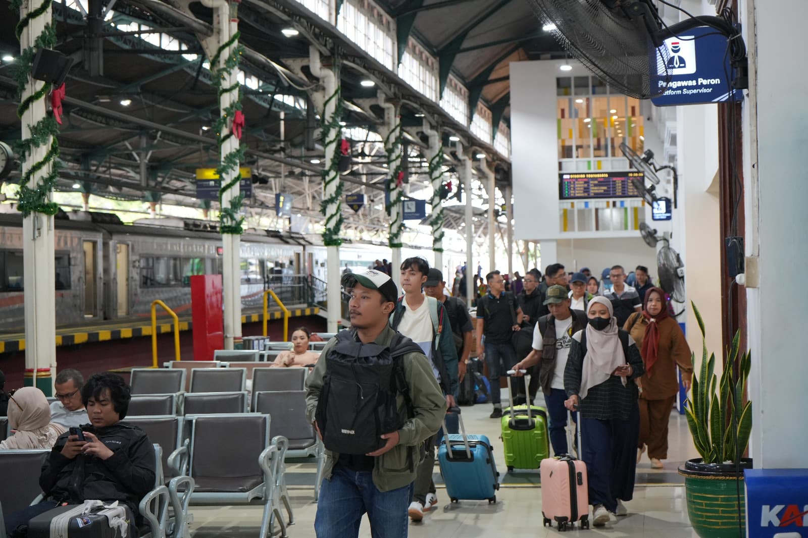 KAI Pastikan Seluruh Pelanggan Selamat, Perjalanan Kereta Api Kembali Normal Pascagempa Pacitan