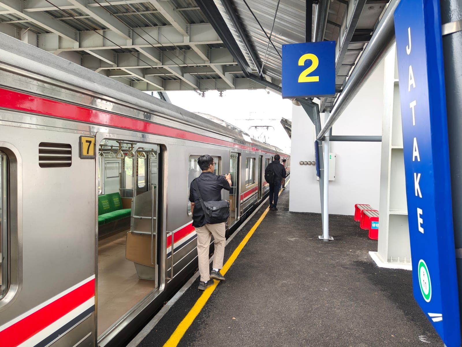 Stasiun Jatake Perkuat Akomodasi Mobilitas Wilayah Barat Jawa melalui Pengembangan Layanan Bertahap