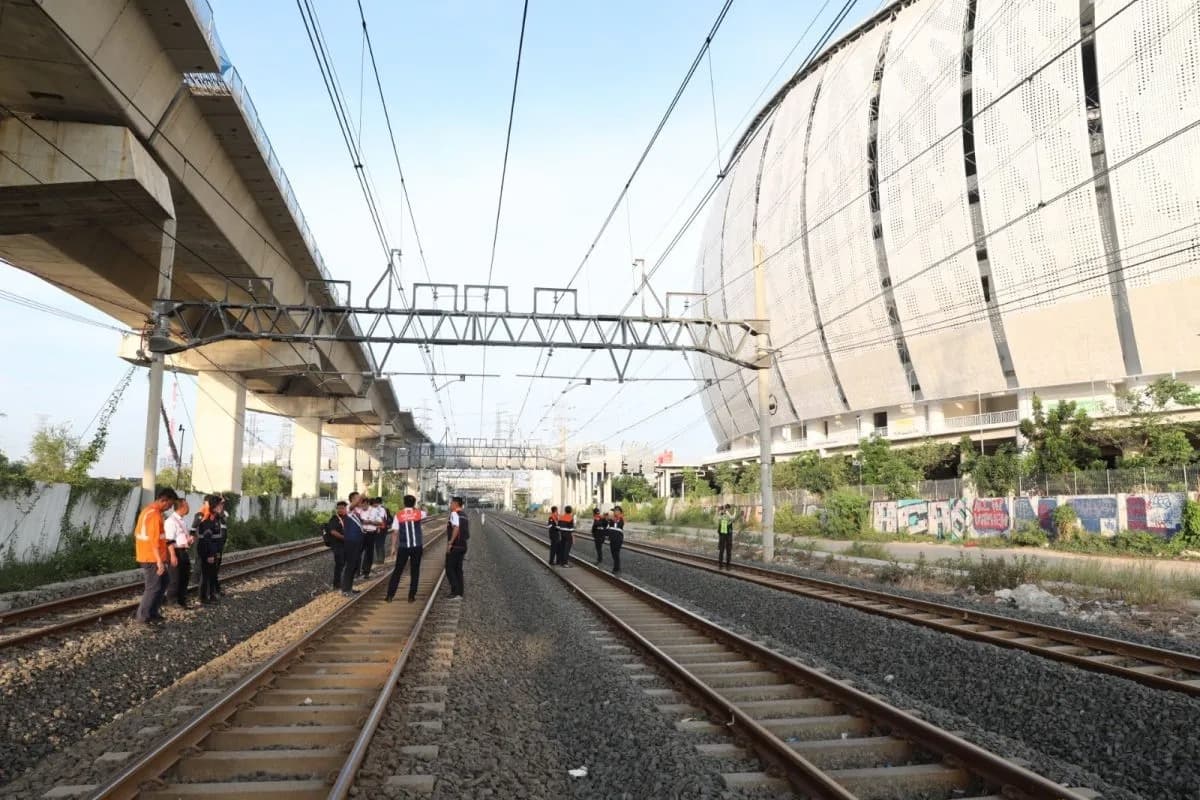 Akses Stasiun JIS Segera Beroperasi, KAI Perkuat Konektivitas Lintas Tanjung Priok yang Terus Tumbuh
