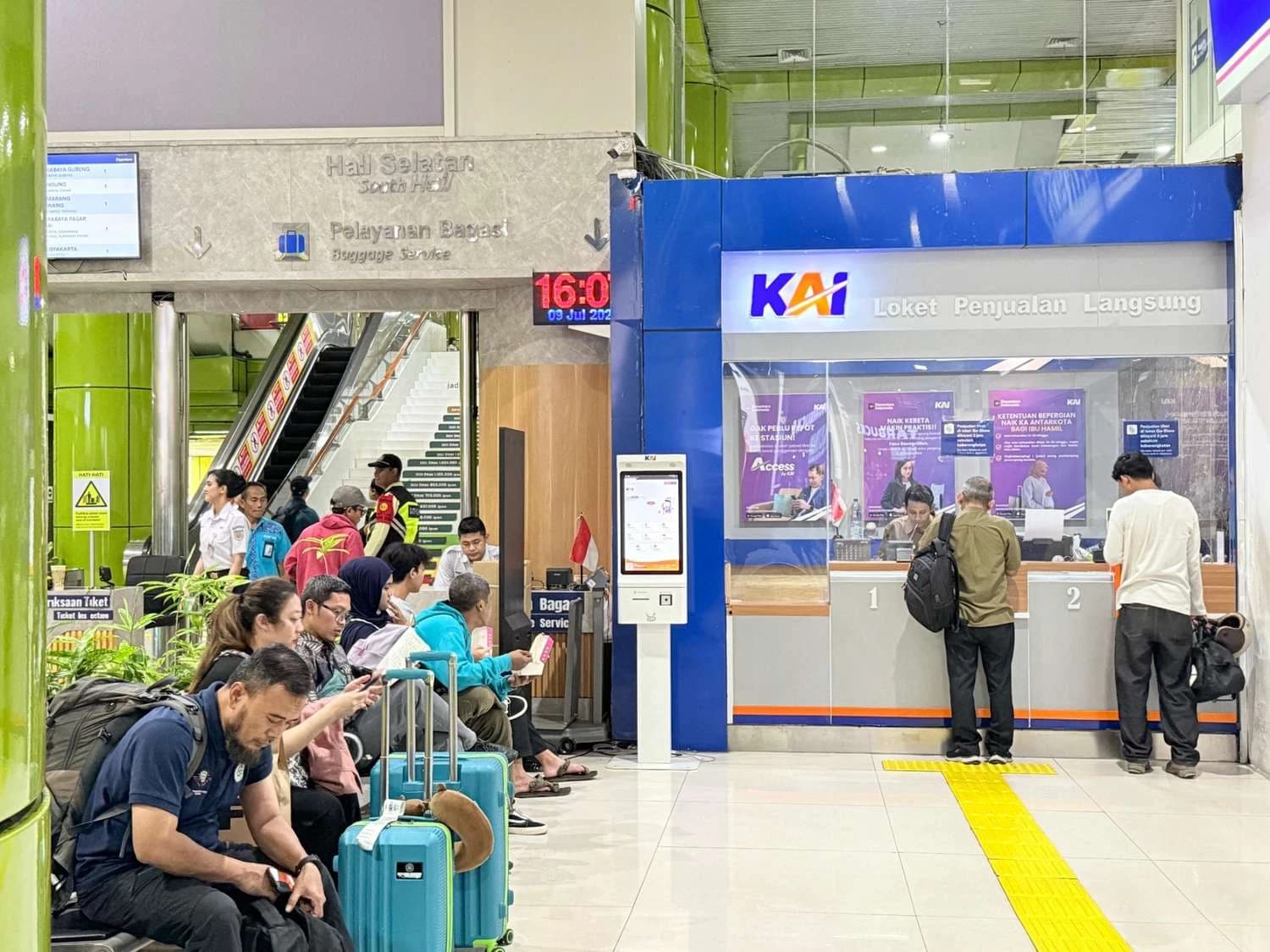 Naik 31 Persen, 609 Ribu Lansia Nikmati Diskon Tarif Kereta Api Semester I 2026