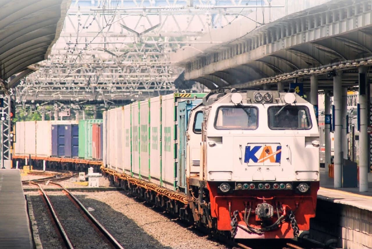 Angkutan Petikemas Tumbuh 20,28 Persen, Perkuat Konektivitas Rel dan Pelabuhan untuk Logistik Nasional