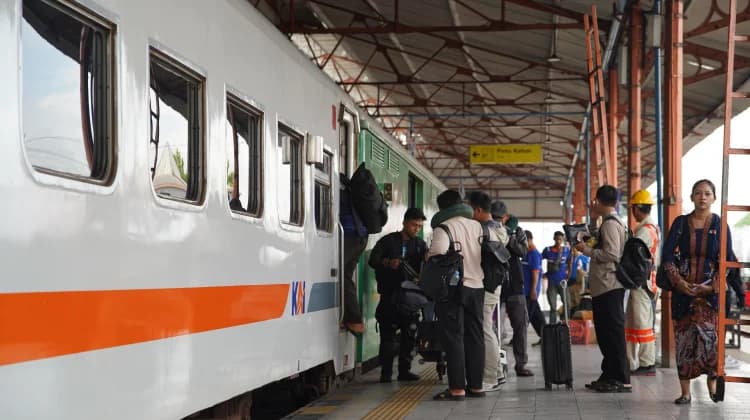 KAI Eid Train Tickets 53.3% Sold, 2.1 Million Tickets Still Available