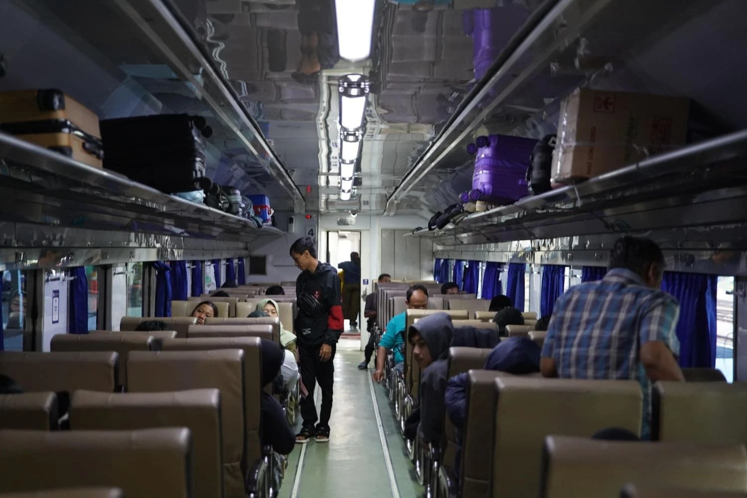 Penjualan Tiket Kereta Lebaran 2026 Tembus 3,25 Juta