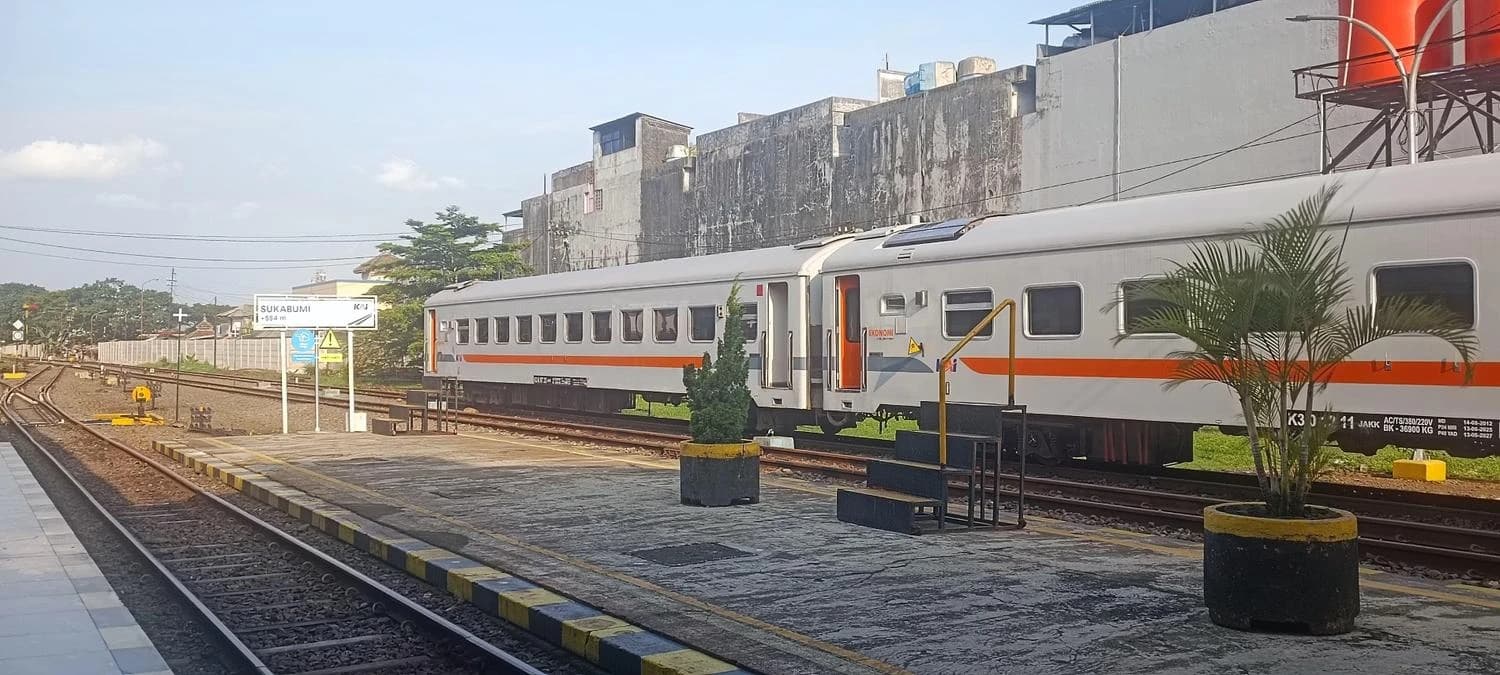 Menikmati Lebaran Lebih Dekat, KA Lokal Hadirkan Perjalanan Hemat Penuh Cerita dan Keindahan Nusantara