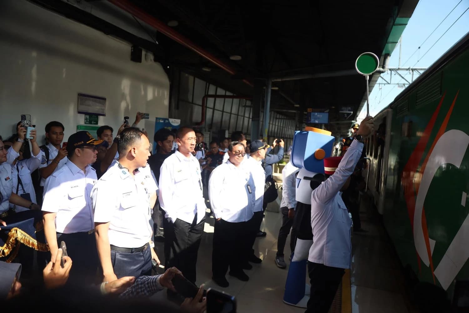 Program Motis Lebaran, KAI Dukung Kelancaran Angkutan Sepeda Motor Gratis dengan Kereta Api