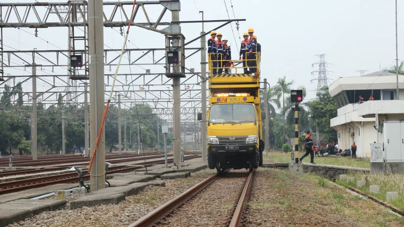 Elektrifikasi Perkeretaapian Jadi Penggerak Utama Mobilitas Urban Modern