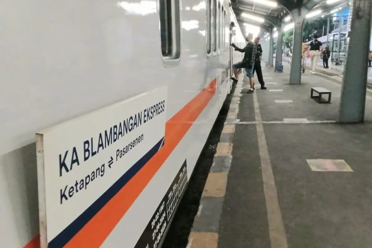 Layani 162 Ribu Pelanggan, KA Blambangan Ekspres Sambungkan Jakarta hingga Banyuwangi dalam Perjalanan Terjauh di Indonesia