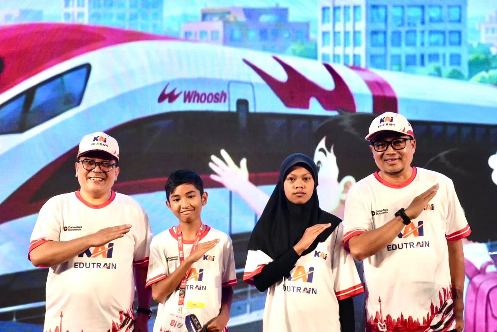 Dari Feeder hingga Whoosh, EduTrain KAI Ajak Anak Panti Mengenal Transportasi Modern