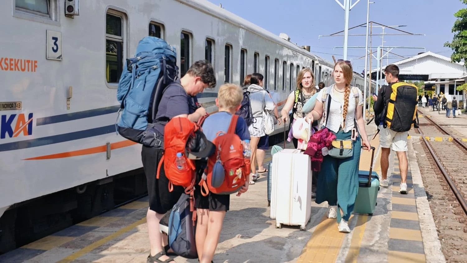 Foreign Tourists Increasingly Choose Trains, KAI Records 498,000 Customers Through August 2026