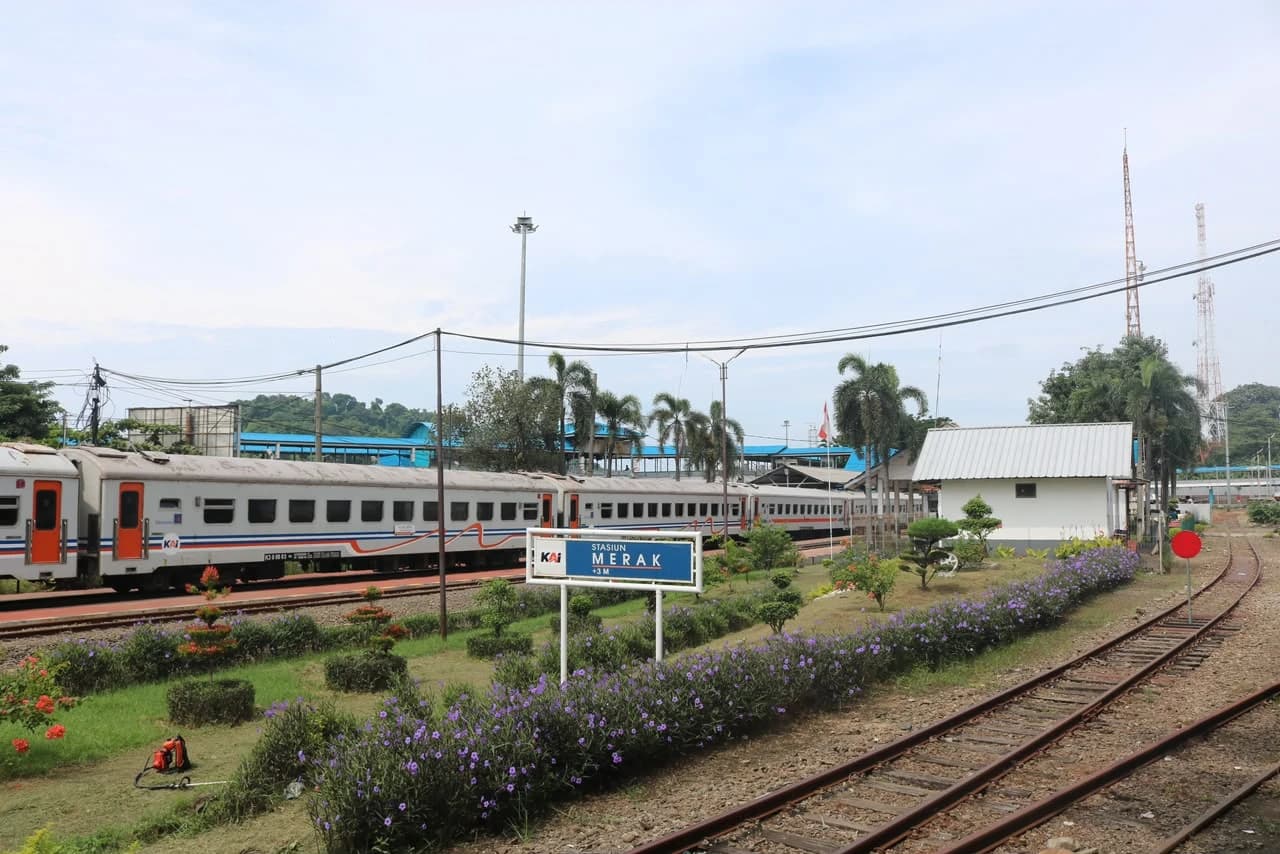Dari Merak hingga Ketapang, Krueng Mane hingga Tanjungkarang: Cerita Perjalanan dari Ujung Jaringan Kereta Api Jawa–Sumatra
