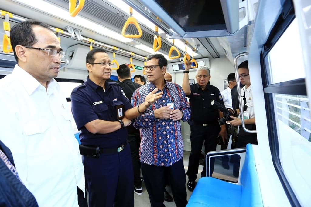 LRT Pertama di Indonesia Resmi Beroperasi